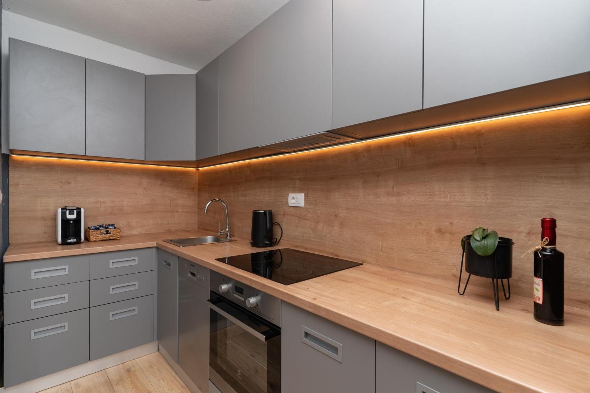 Apartma Apartment Konak Molunat
