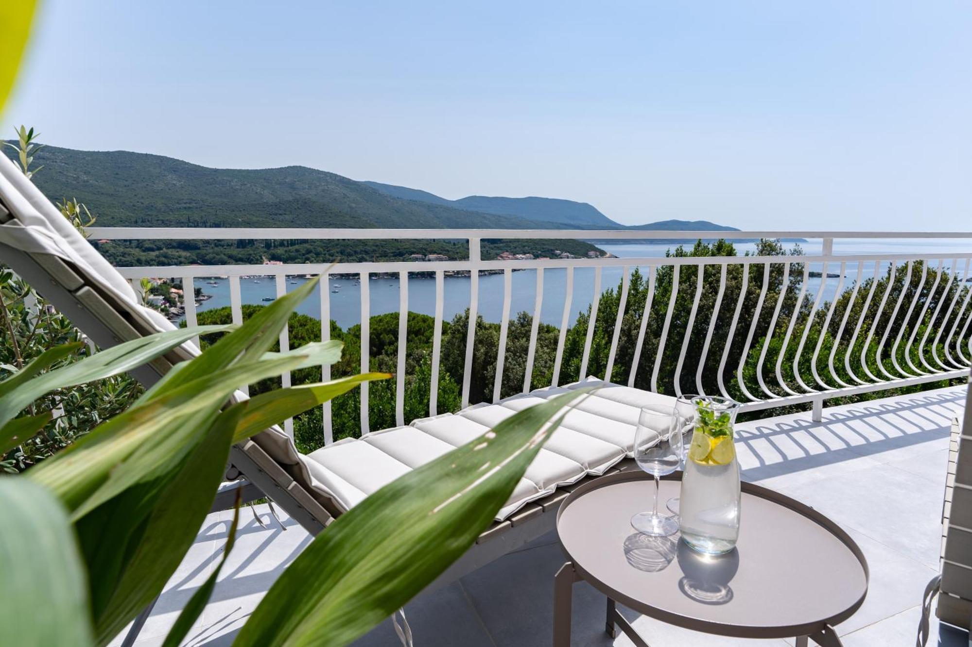 Apartma Apartment Konak *